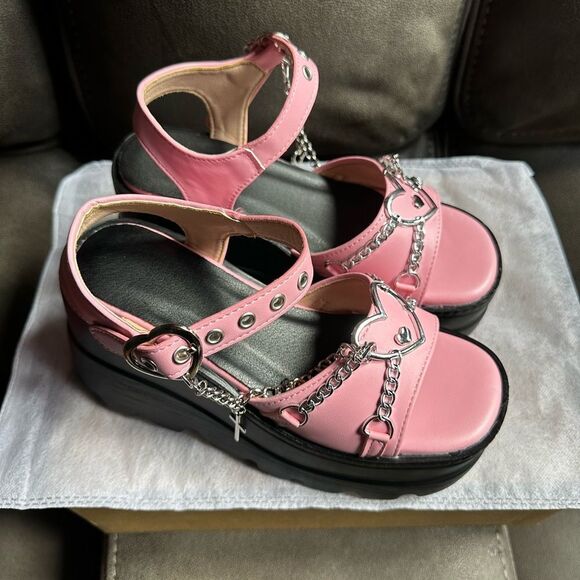 Pink and Black Platform Sandals with Floral Straps - Picture 8 of 10